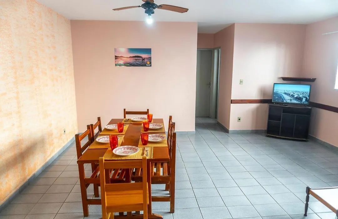 Apartamentos Incríveis Primeira Quadra Mar WiFi-1
